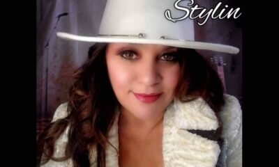 “Stylin” with California Singer Songwriter Music Performer Brigitte Purdy