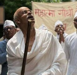 Bajpayee Transforms Into Gandhi in Sudhir Mishra’s Next